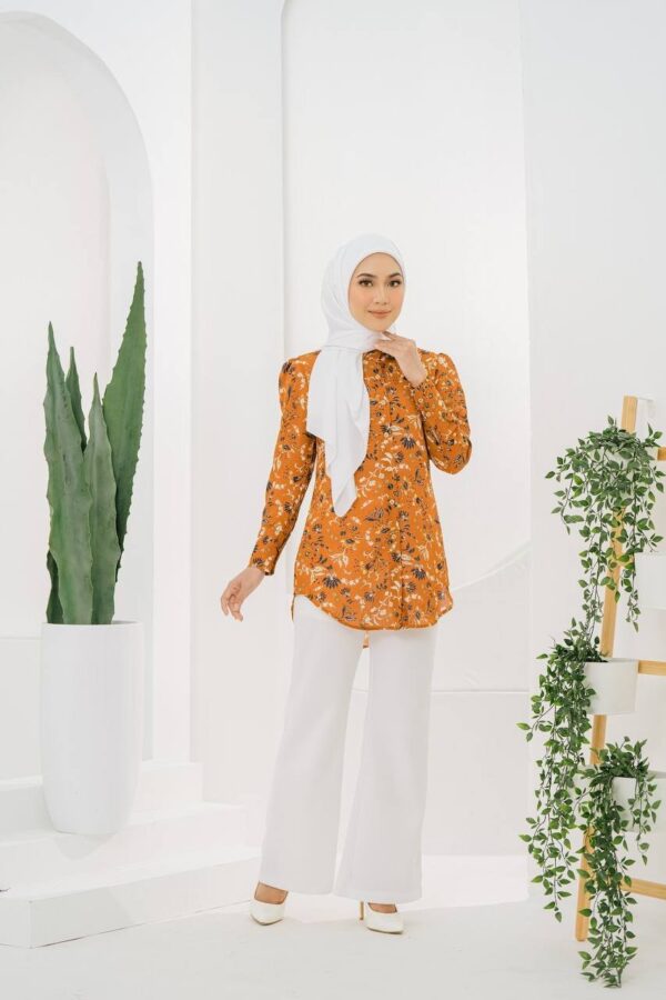 Mekar Top (Iris Brick)
