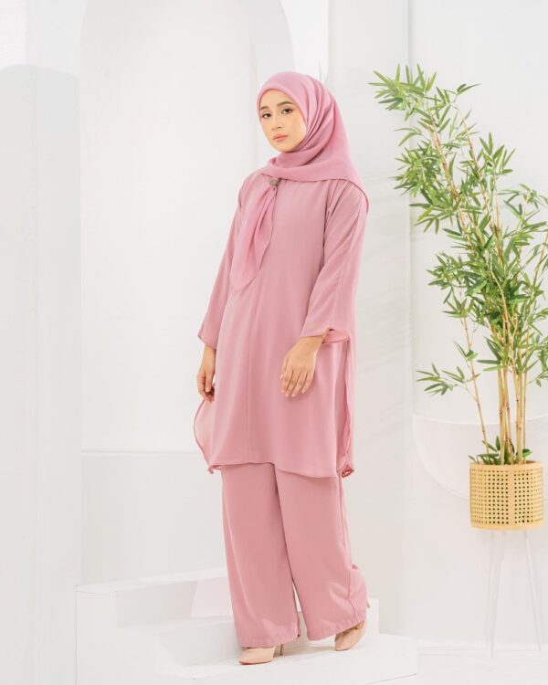 Delaila Kaftan (Dusty Pink)