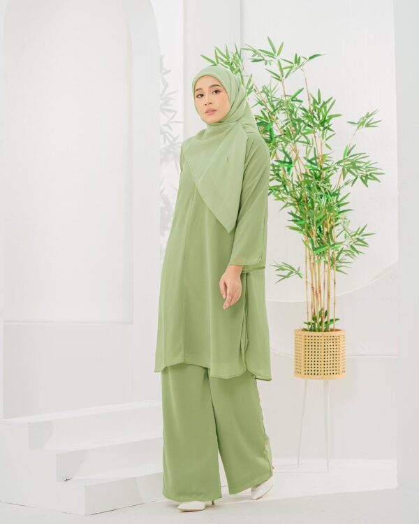 Delaila Kaftan (Moss Green)