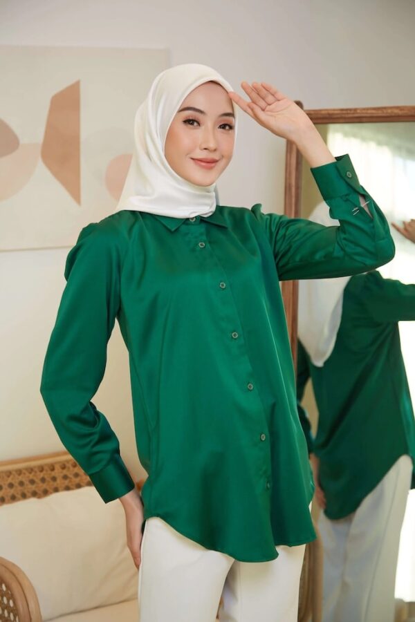 Clara Puff Top (Emerald Green)