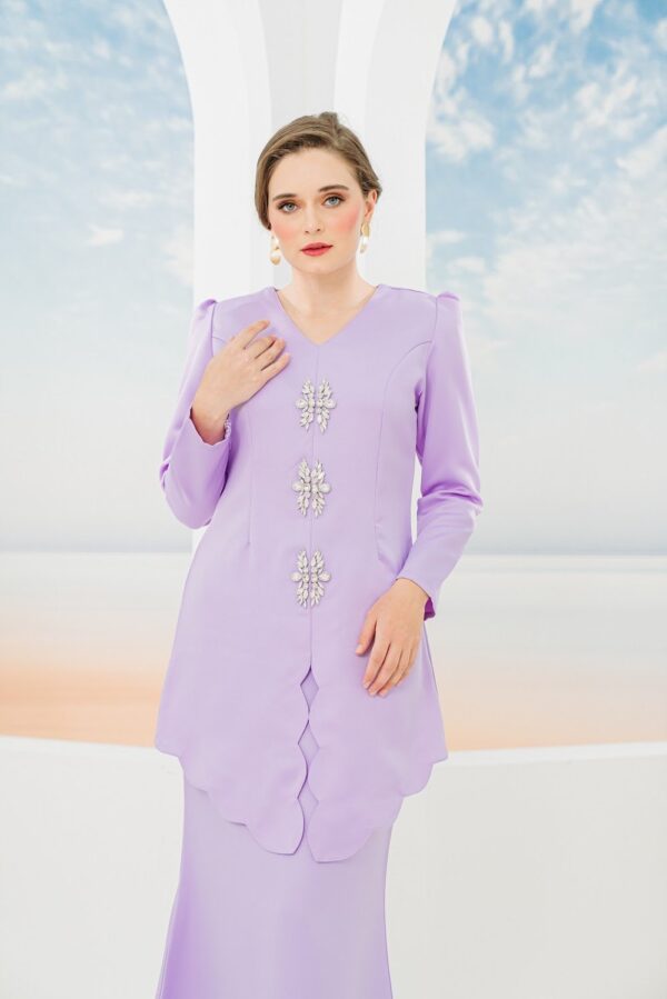 Karteeka Kebaya (Lilac) ( tanpa beads )