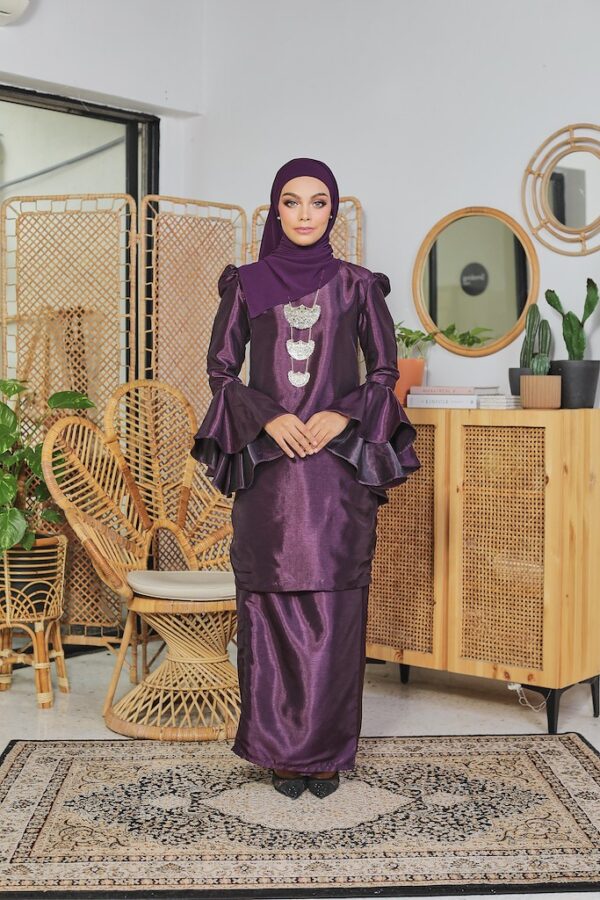 Kurung Nilamsari (Purple)