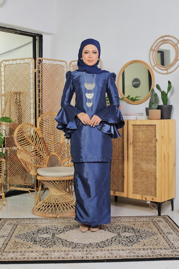 Kurung Nilamsari (Navy Blue)
