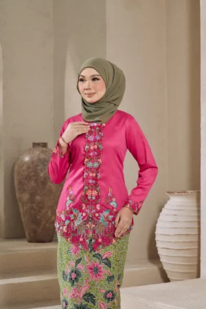 Kebaya Seroja (Fuschia)