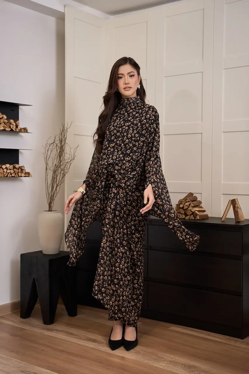 Bidadari Kaftan (Midnight) - Image 6