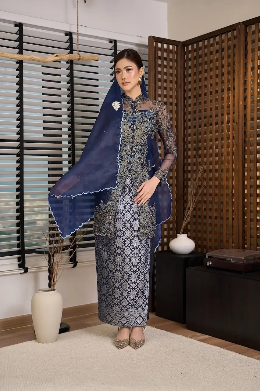 Ratna Azurée (Deep Blue) - Image 3