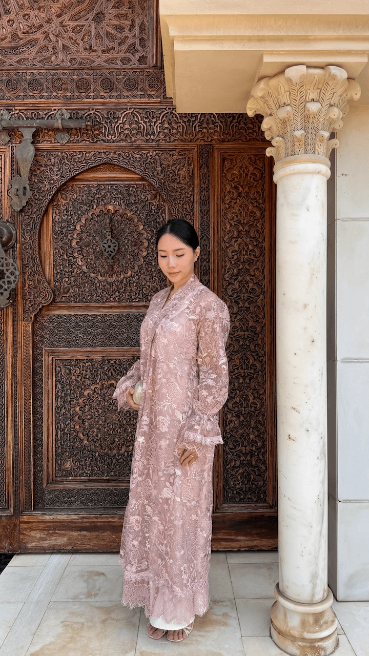 Thea in Blush Rose - Image 3