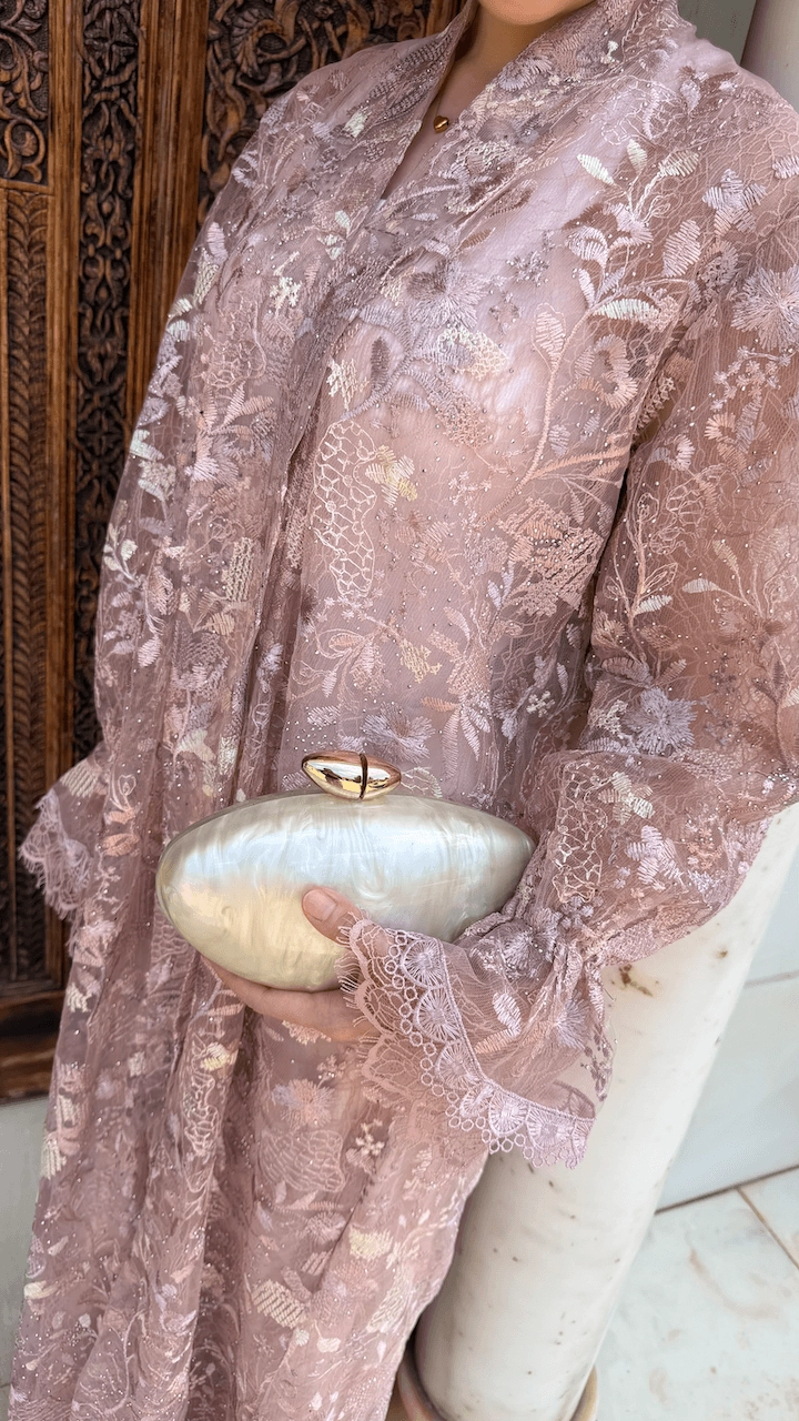 Thea in Blush Rose - Image 5