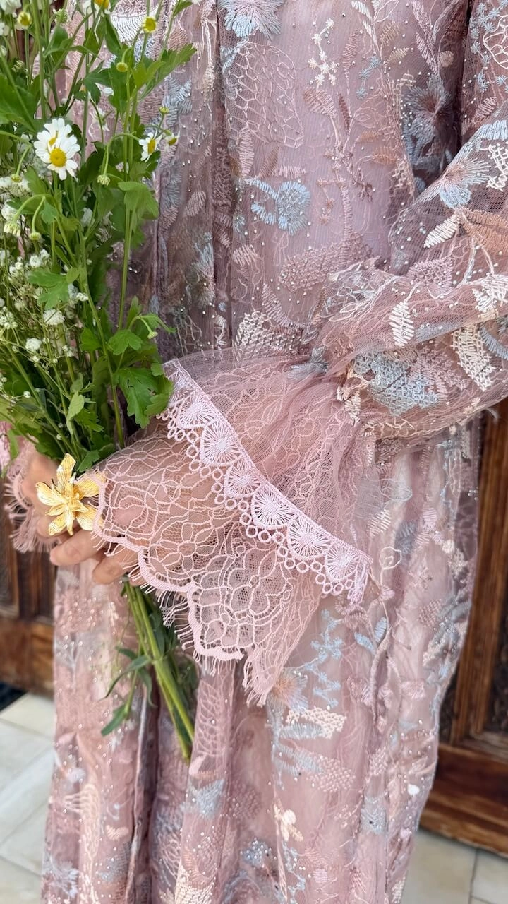 Thea in Blush Serenity - Image 5