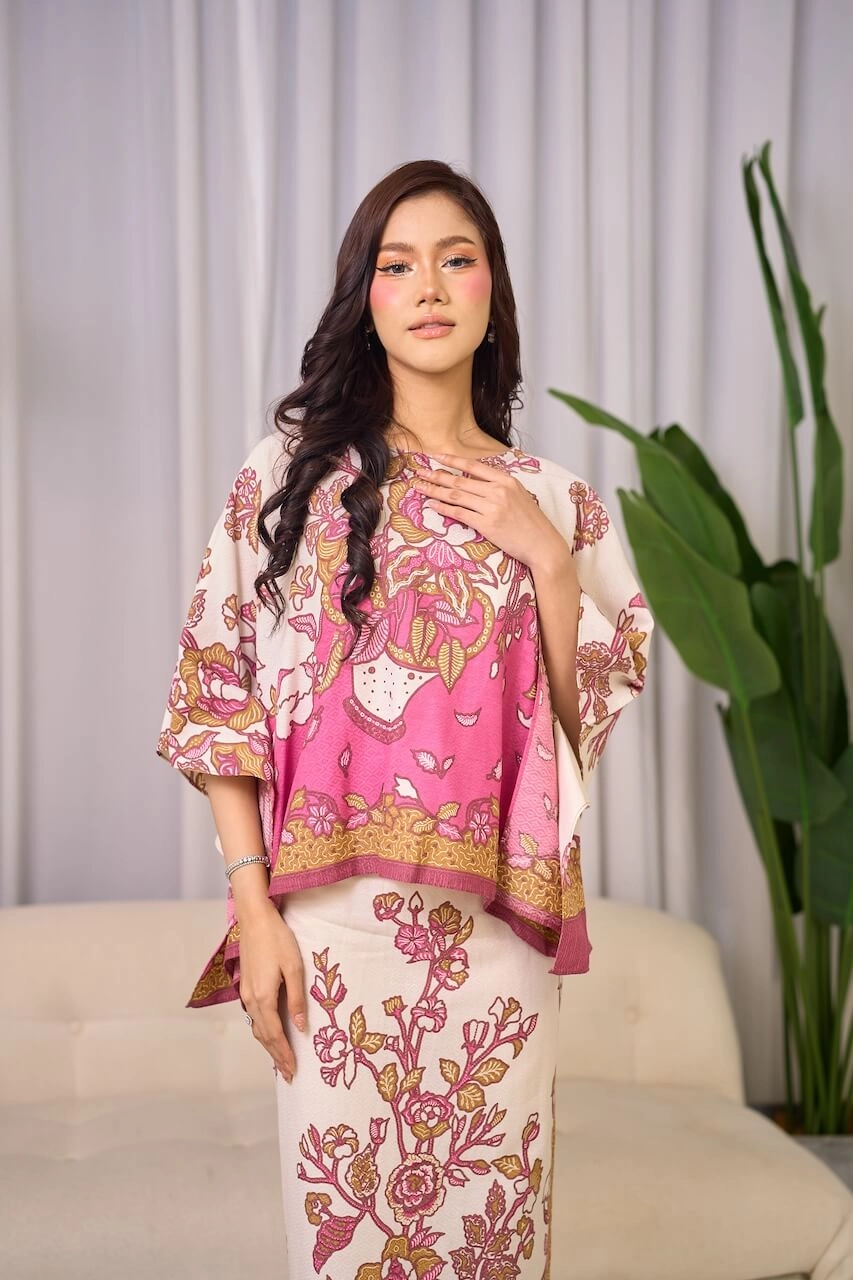 Kurung Mekar Batik (Pink)