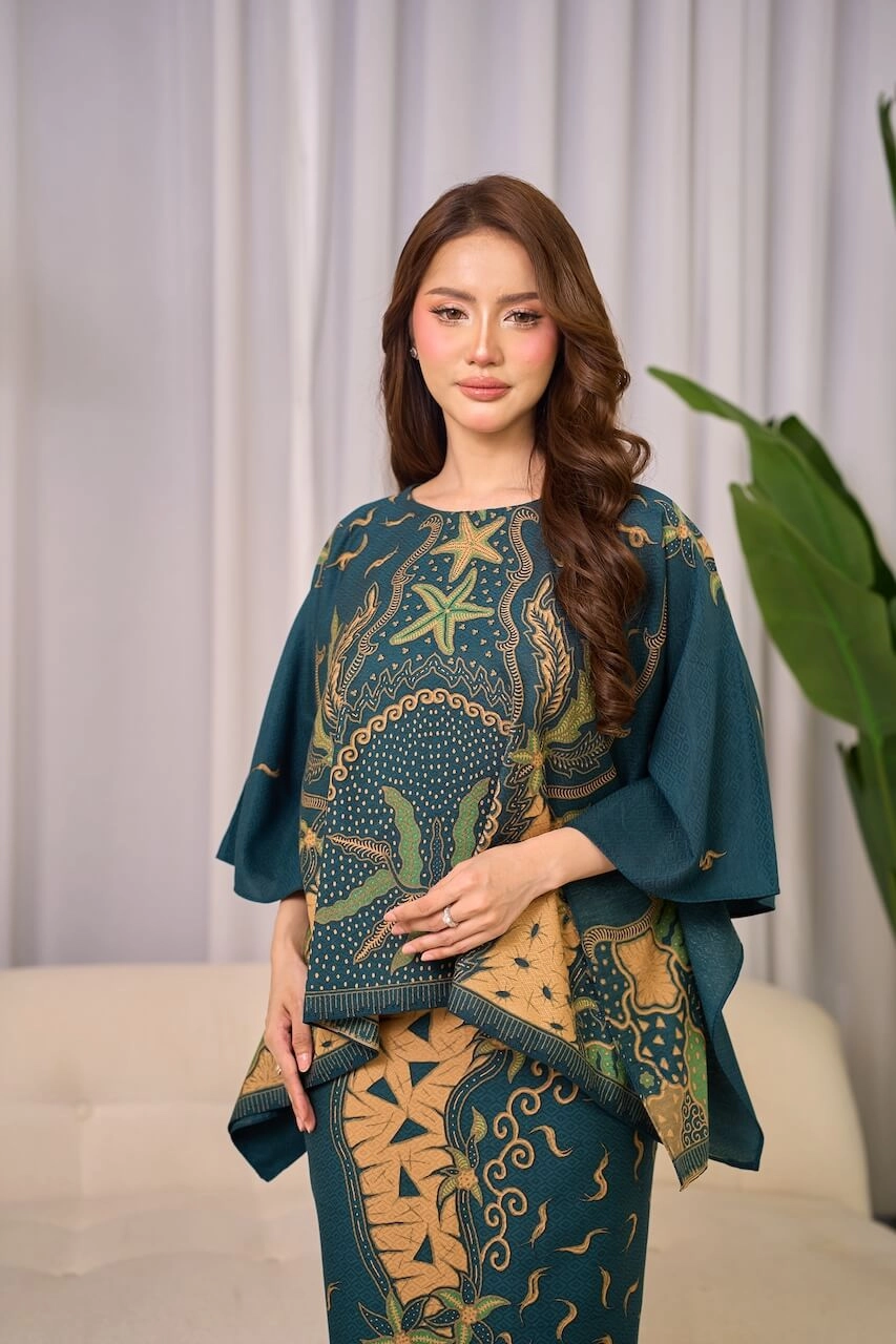 Kurung Mekar Batik (Teal Star)
