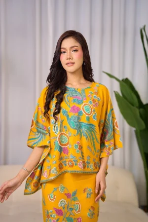 Kurung Mekar Batik (Yellow)